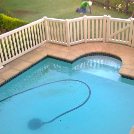 pool fence, plastic fence, pvc  fence, picket style fencing
