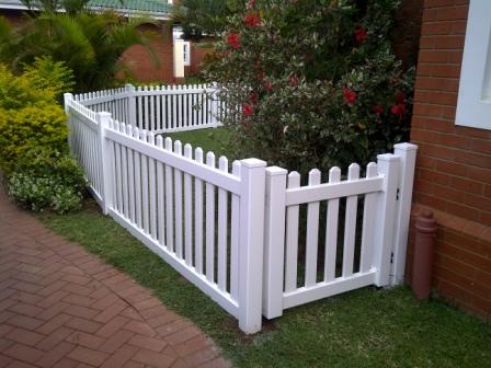 pvc estate picket fence gate
