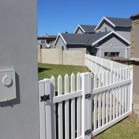 value fencing pvc picket fence pedeatrian gate