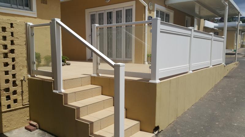 pvc hand rail, glass & private balustrade