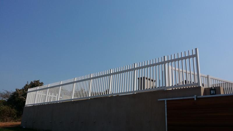pvc palisade fence on wall 2