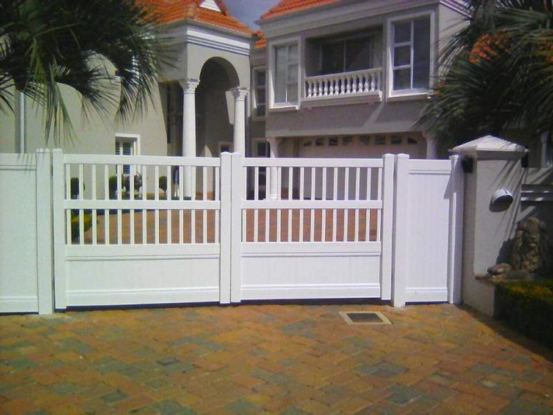value fencing pvc dual leaf driveway entrance gate