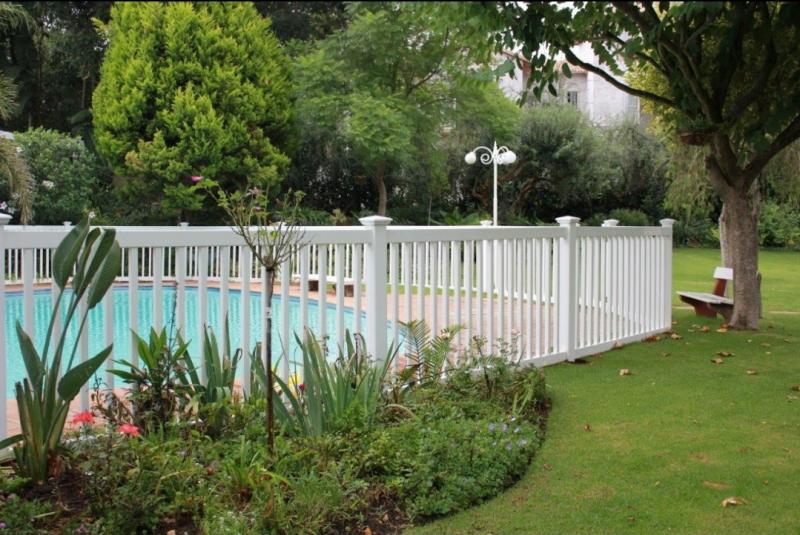 value fencing pvc pool fencing & safety gates