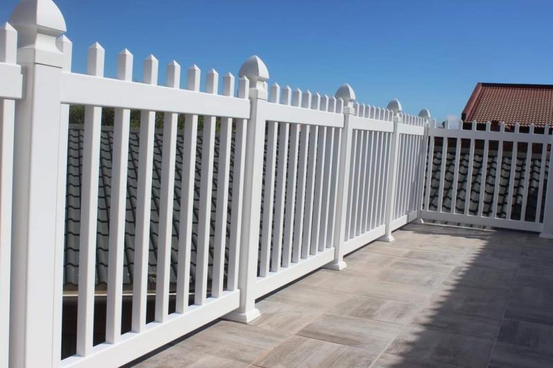 pvc picket palisade fencing with gothic post caps
